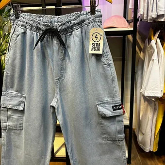 Calça Jeans Cargo Reta Stranger